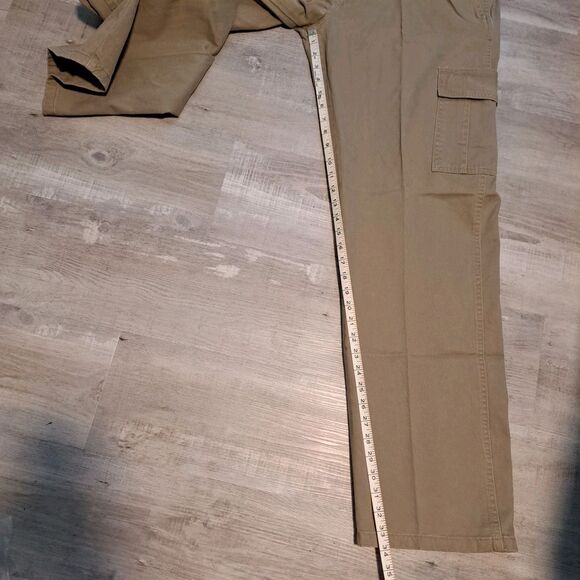 Wrangler Authentics NWT Cargo Pant Men 36x34 Relaxed Fit Tan Cotton ZM6LGBH - Picture 10 of 12